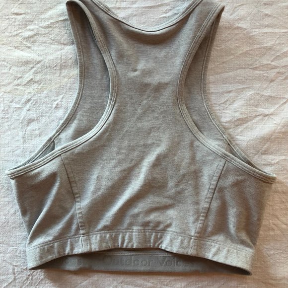 Outdoor voices Athena compression crop top - Picture 3 of 5